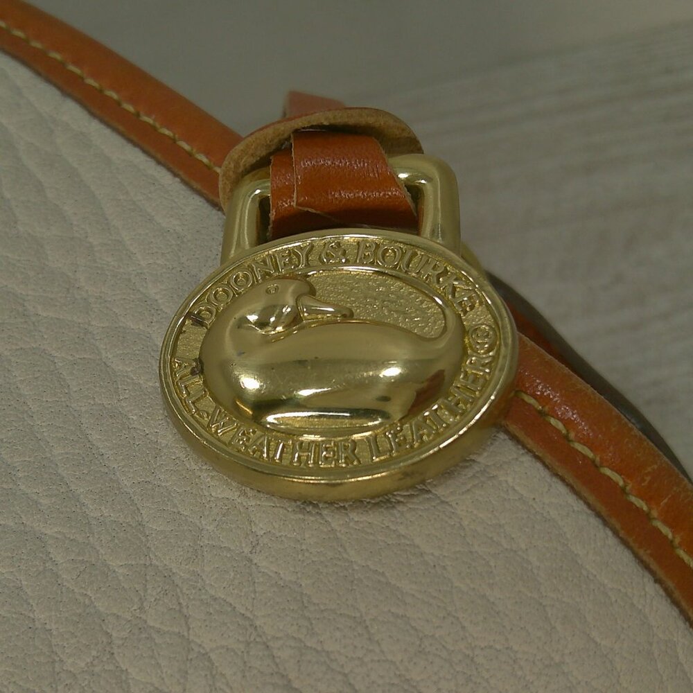 Vintage Dooney & Bourke Cavalry/Saddle Crossbody Bag Bone Leather Bag Pocketbook - Picture 5 of 14